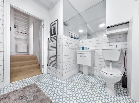 Portobello Large Snug Лондон Екстериор снимка